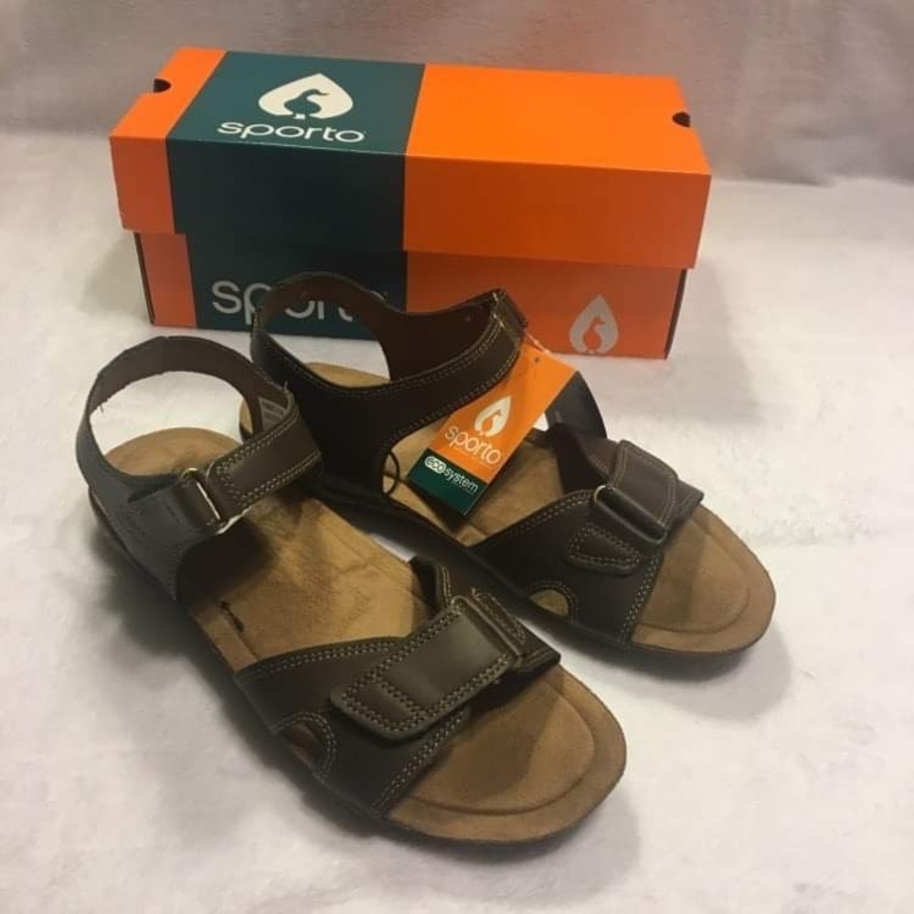 NWT Women’s sports sandals